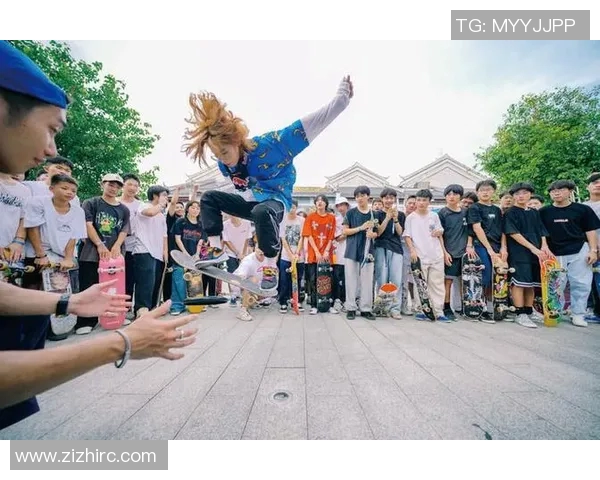 上海飞盘队在滑板精英赛中的灵活性展现与战术分析
