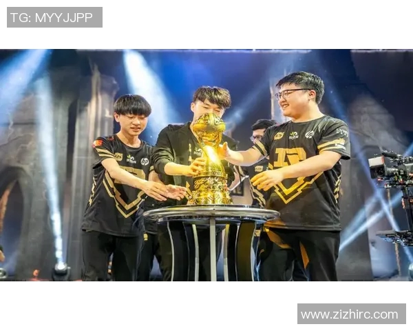 和平精英评论:RNG在比赛中的全面压制与战术失误分析 和平精英评论:RNG在比赛中的全面压制与战术失误分析