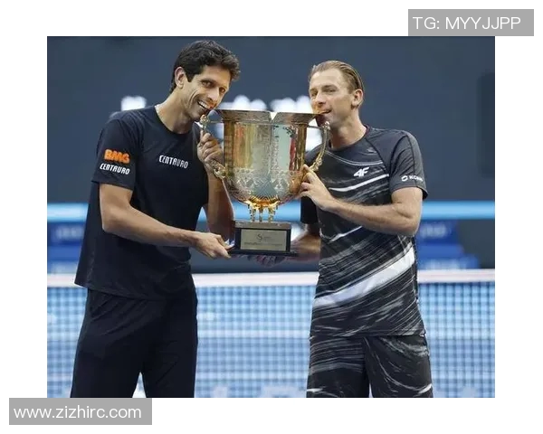 西安网球队的转型之路:从传统到现代的深度解析与启示 西安网球队的转型之路:从传统到现代的深度解析与启示