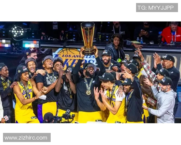 詹姆斯再现神勇表现助湖人加时战胜勇士成功晋级季后赛