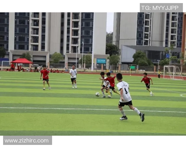 青年体育会与卡利的激烈对决展现足球魅力与青春活力的碰撞