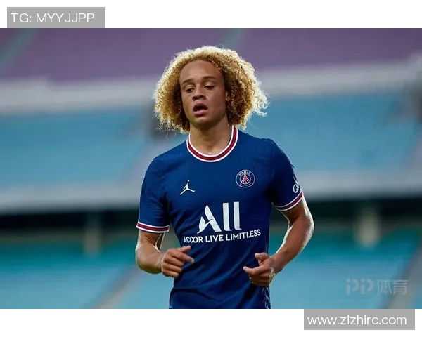 哈维西蒙斯:从青年才俊到足坛新星的成长之路与未来展望 哈维西蒙斯:从青年才俊到足坛新星的成长之路与未来展望