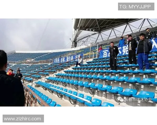 长春百嘉足球迎战劲敌期待精彩对决展现球队风采与实力