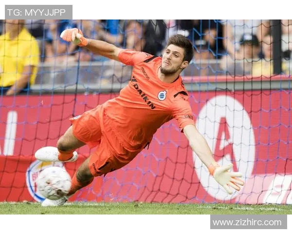 迈尼昂的崛起与挑战：从新星门将到世界级守护者的奋斗历程