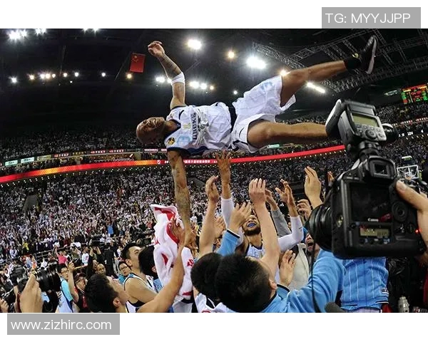 马丁内斯的足球传奇之路与未来展望:从球场到人生的启示 马丁内斯的足球传奇之路与未来展望:从球场到人生的启示